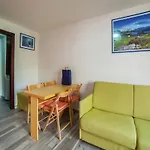 Lejlighed Contemporary In Near Area