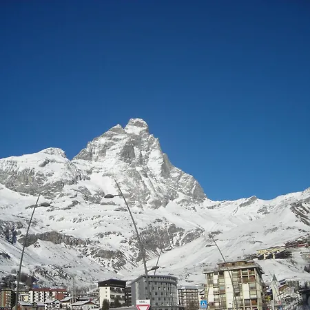 Contemporary In Near Area Apartament Breuil-Cervinia
