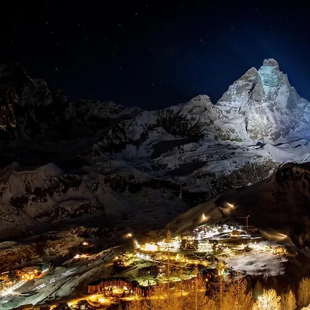 公寓 Contemporary In Near Area