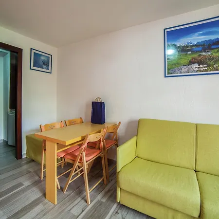 Appartamento Contemporary In Near Area